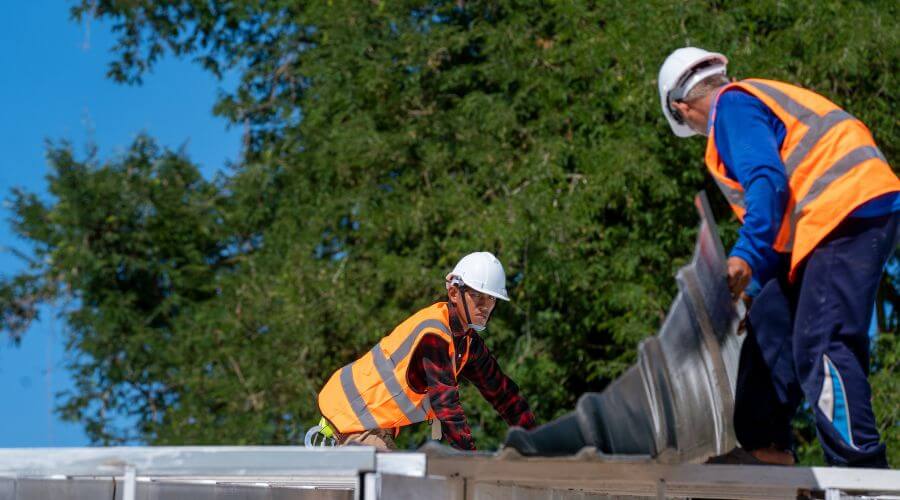 Professional Flat Roofing Installation in Mccordsville, IN